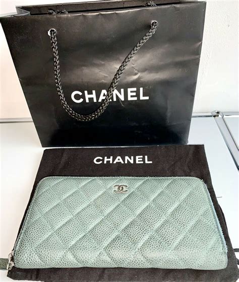 chanel kaviar geldbörse bleu|chanel bag for sale.